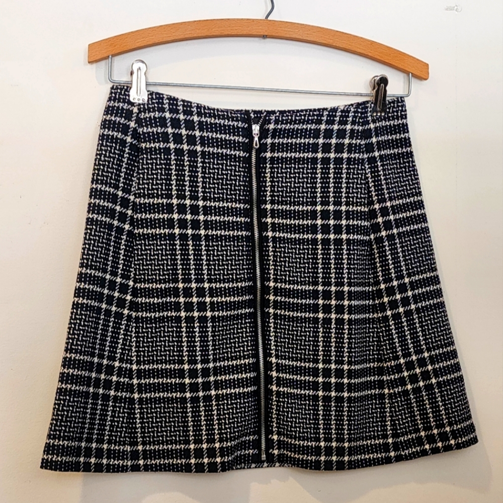 Zara Basic Collection Mini Shirt Black and white plaid zipper in front Size S